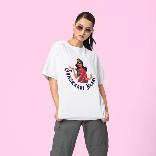 Sanskaari Naari Graphic T-shirt - Currycature 🇺🇸