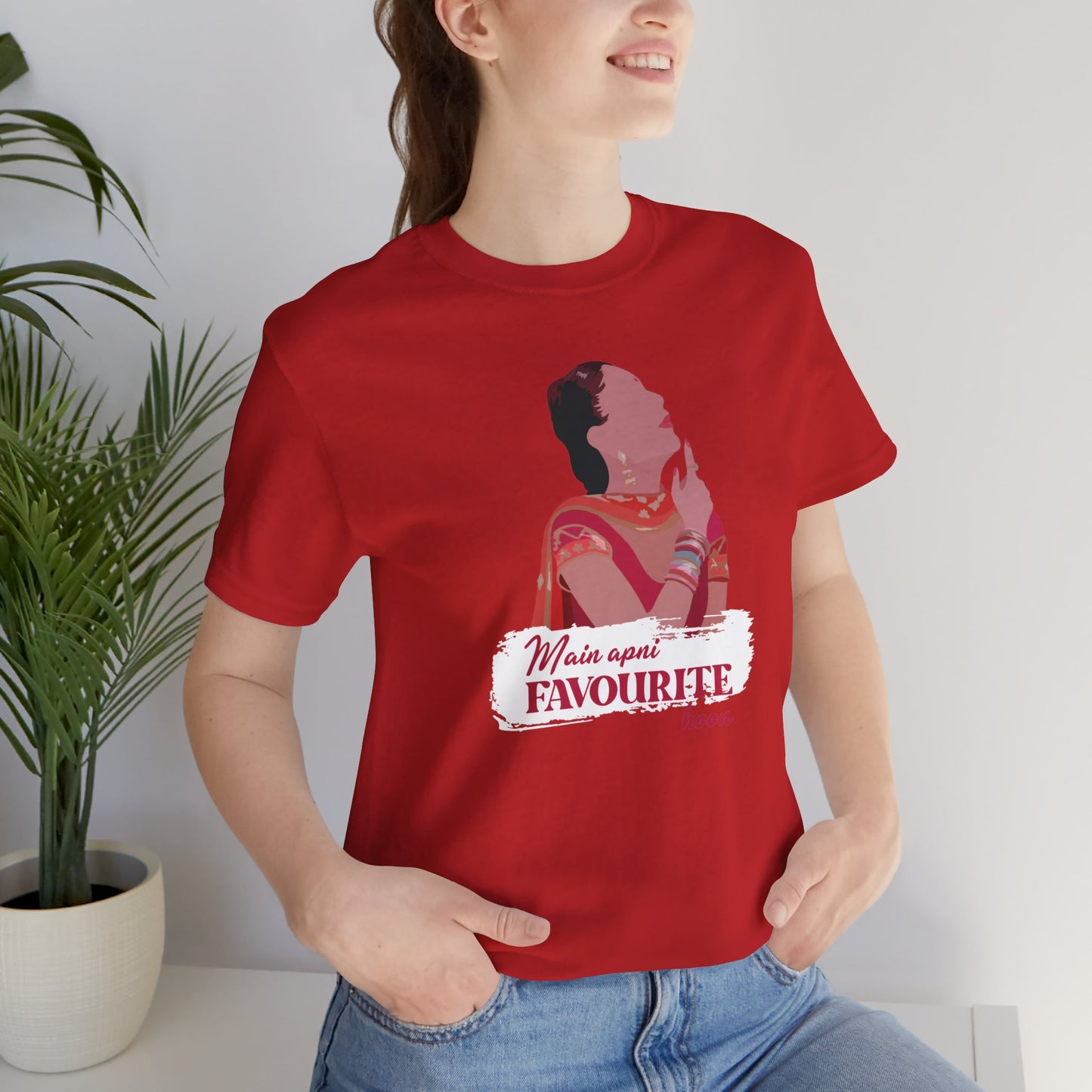 Main apni favourite hoon Graphic T-shirt